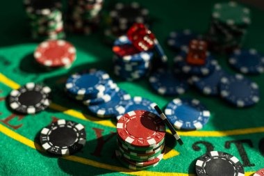 kaviar 88 platform showing Liga 1 markets and live-dealer tables